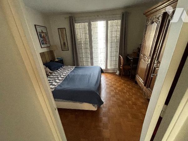 Appartrement  3/4 pièces, 78M², métro Corentin Celton avec cave et box