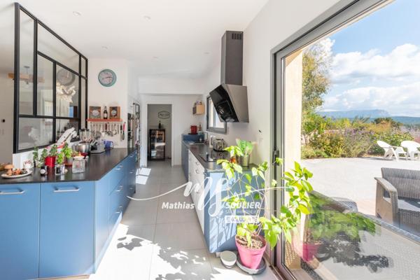 Villa 202 m² Venelles centre - Vue exceptionnelle