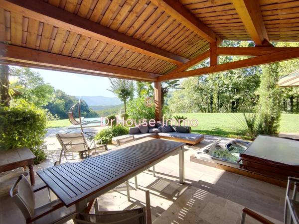Maison à vendre 7 pièces de 483 m²