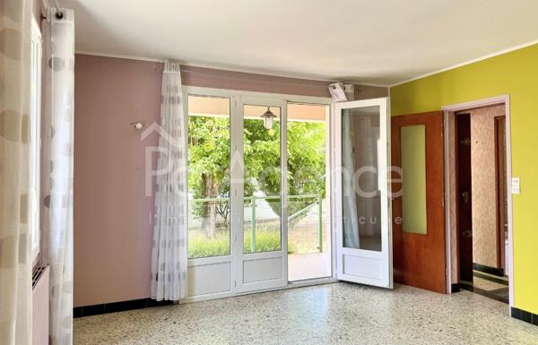 Maison plain-pied 3 chambres. Jardin clos.