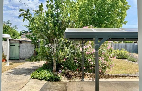 Maison plain-pied 3 chambres. Jardin clos.
