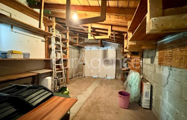 Maison plain-pied 3 chambres. Jardin clos.