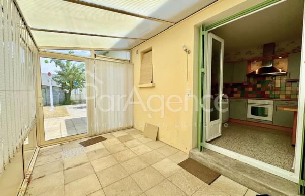 Maison plain-pied 3 chambres. Jardin clos.