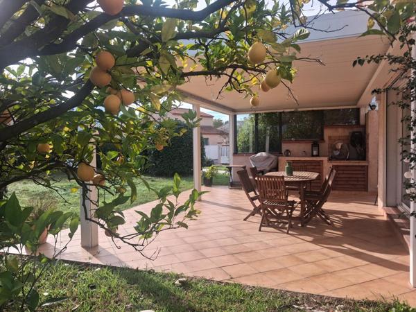 Villa 149 m² - 1238 m² - 4 ch + bureau - piscine