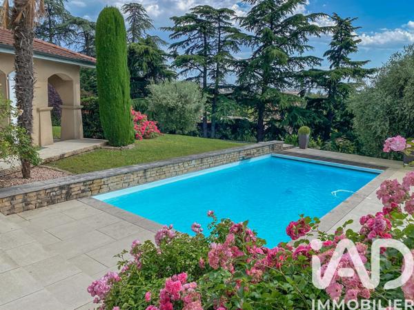 Maison à vendre 8 pièces 284 m² Saint-Priest