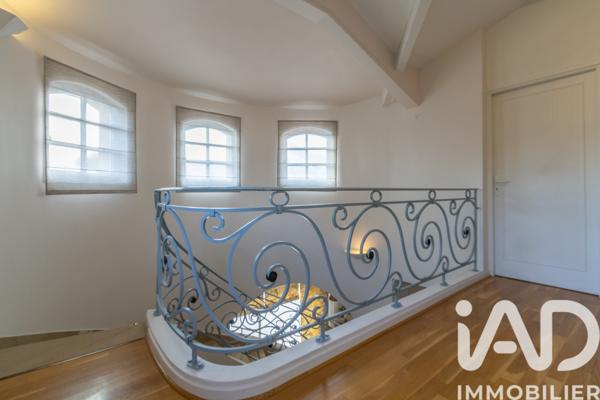 Maison à vendre 8 pièces 284 m² Saint-Priest