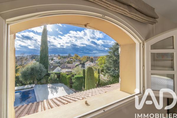 Maison à vendre 8 pièces 284 m² Saint-Priest