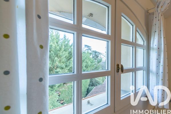Maison à vendre 8 pièces 284 m² Saint-Priest