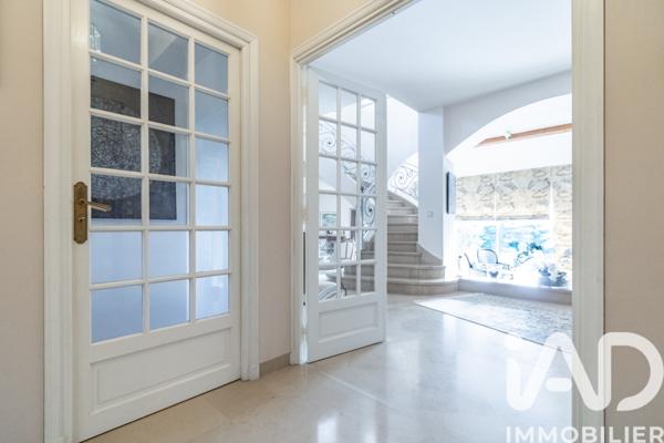 Maison à vendre 8 pièces 284 m² Saint-Priest