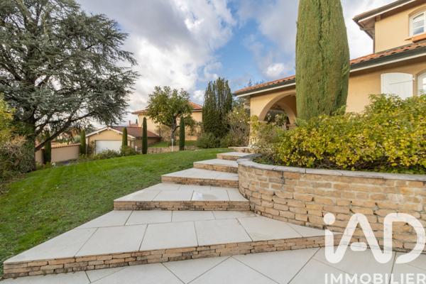 Maison à vendre 8 pièces 284 m² Saint-Priest