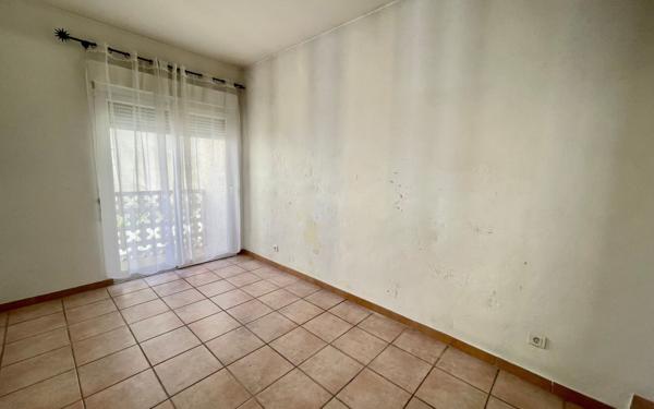 Maison à vendre    3 pièces •  Vergèze