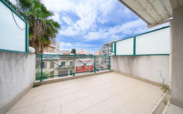 Appartement à vendre    3 pièces • 69 m2 Cannes
