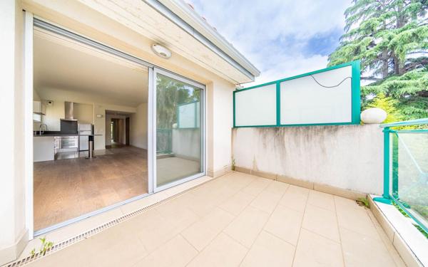 Appartement à vendre    3 pièces • 69 m2 Cannes