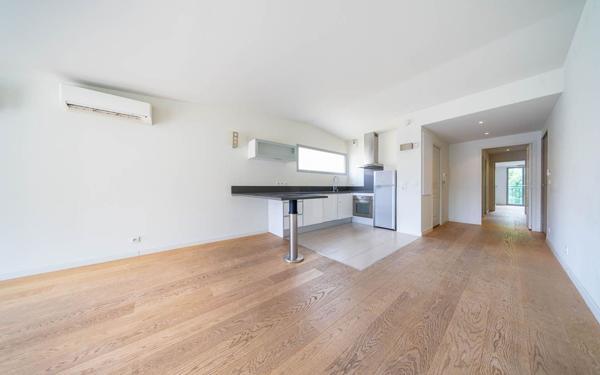 Appartement à vendre    3 pièces • 69 m2 Cannes