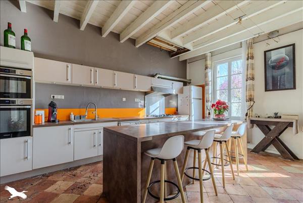 Maison à vendre |  Coutras |  7 pièces | 165 m²