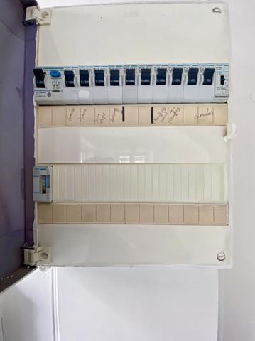 Dpt Landes (40), à vendre AIRE SUR L'ADOUR immeuble d'angle de 43 m² habitables