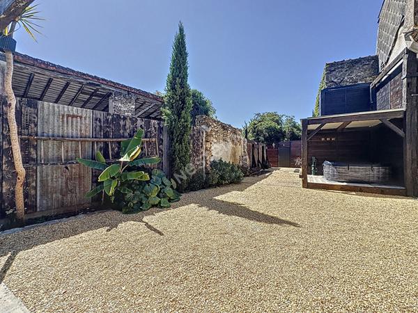 Maison en pierre rénovée à vendre à Saint-Géréon - Charme et confort, 4 chambres, à deux pas de la gare !