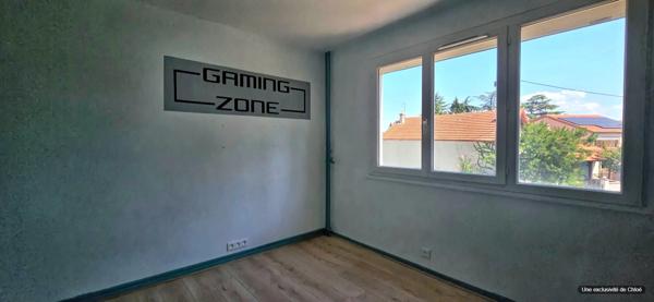 GUILHERAND-GRANGES – Appartement 5 pièces avec balcon, garage et cave