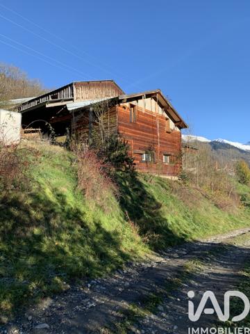 Maison à vendre 10 pièces 100 m² Les Chapelles