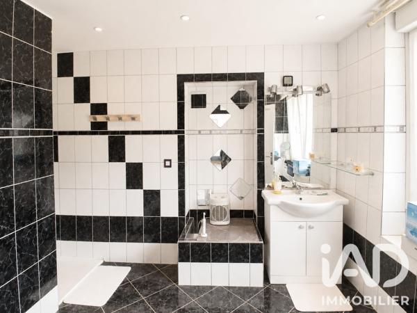 Maison à vendre 7 pièces 132 m² Foucherans