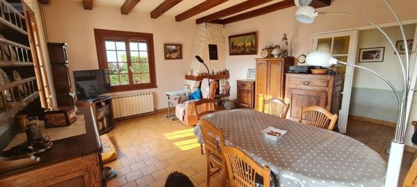Maison à vendre à Le Gua en Charente-Maritime (17600), ref : Ref 02074