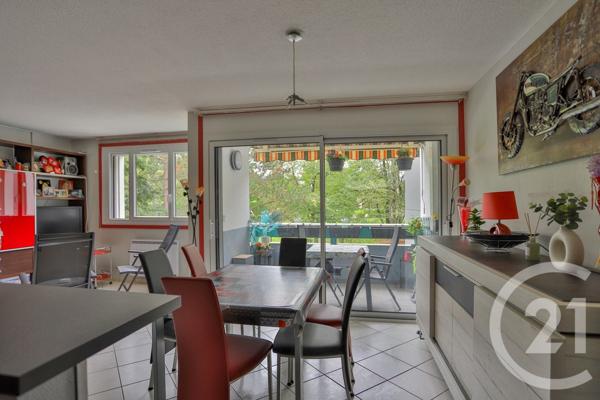 Appartement F4 à vendre  4 pièces - 82,72 m2 ST JULIEN EN GENEVOIS - 74