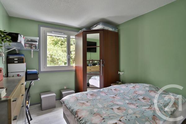 Appartement F4 à vendre  4 pièces - 82,72 m2 ST JULIEN EN GENEVOIS - 74