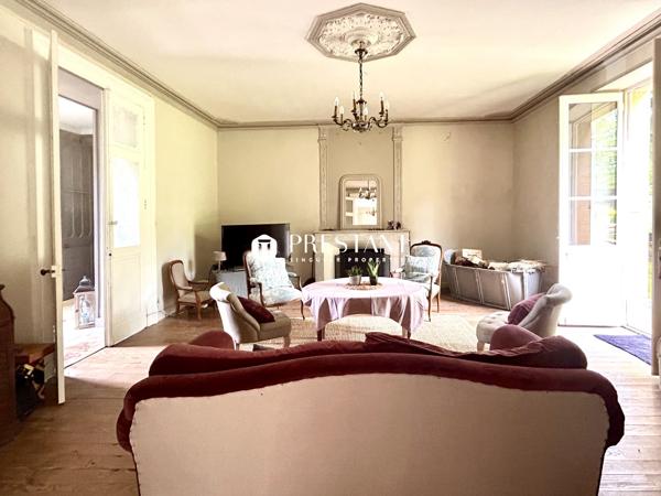 Belle maison de campagne en Périgord pourpre sur un terrain de 3 900m2, LALINDE