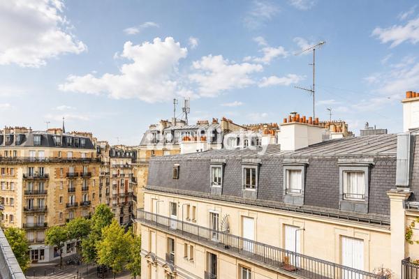 Appartement
         1 pièce
        - 23 m² 230 000 € *