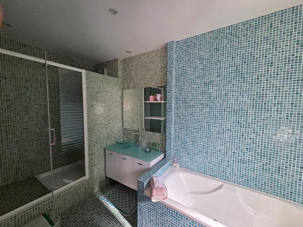 Maison familiale 5 chambres avec suite parentale et jardin ? Le Mans Ribay Université