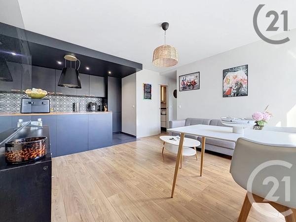 Appartement F3 à vendre  3 pièces - 51,15 m 2   LEVALLOIS PERRET  - 92