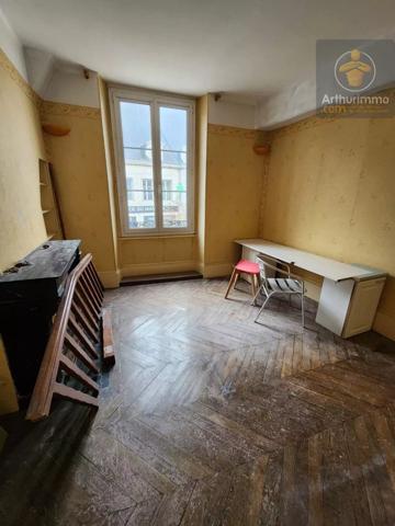 Vente Immeuble 10 pièces 205 m2 à Beaugency