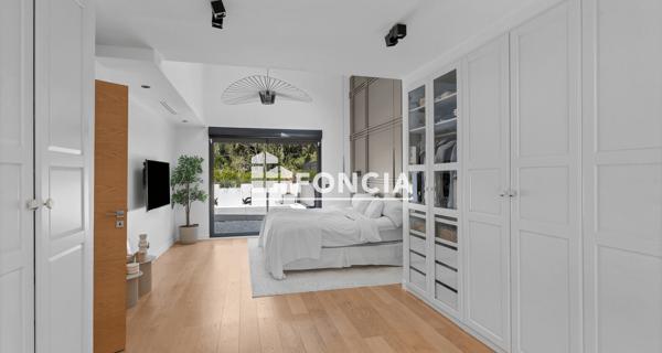 À vendre Maison 4 pièces 166.83 m² - Chilly-mazarin 91380