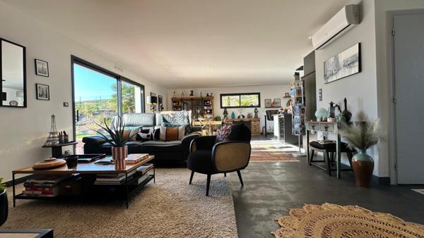 Villa contemporaine récente de 140 m²