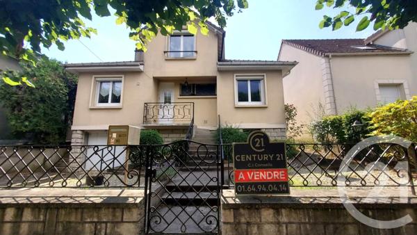 Maison à vendre  6 pièces - 103 m 2   ETRECHY  - 91