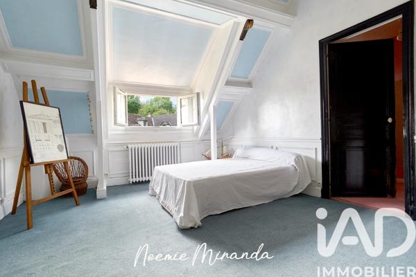 Maison à vendre 8 pièces 255 m² Jouy-le-Moutier