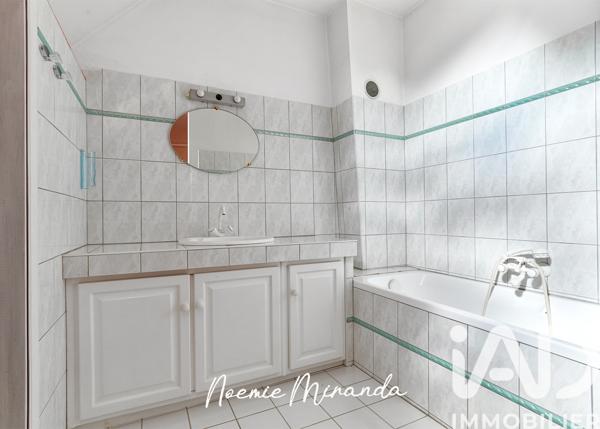 Maison à vendre 8 pièces 255 m² Jouy-le-Moutier