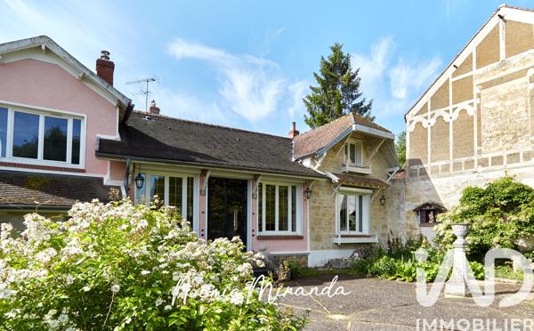 Maison à vendre 8 pièces 255 m² Jouy-le-Moutier