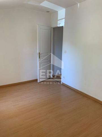 AVENUE DES PYRENEES MAISON T 03 DUPLEX