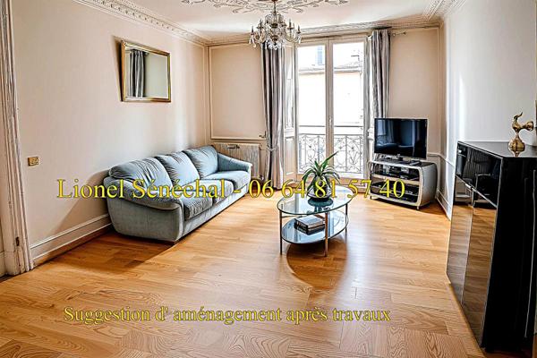 Maison à rénover de 9 pièces de 95 m2 dans un secteur  calme et recherché à La Chapelle Saint Aubin 95 m2