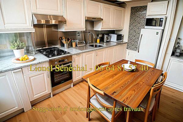 Maison à rénover de 9 pièces de 95 m2 dans un secteur  calme et recherché à La Chapelle Saint Aubin 95 m2