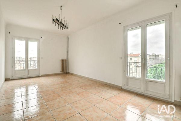 Appartement à vendre 2 pièces 64 m² Nîmes-Saint-Césaire