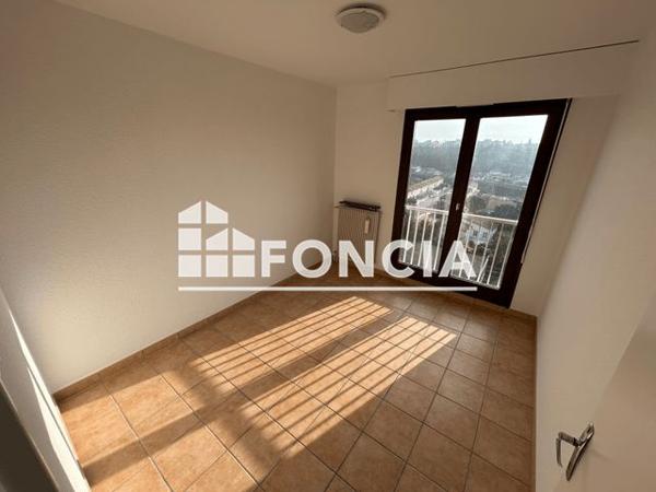 À vendre Appartement 4 pièces 123 m² - Bourg-lès-valence 26500