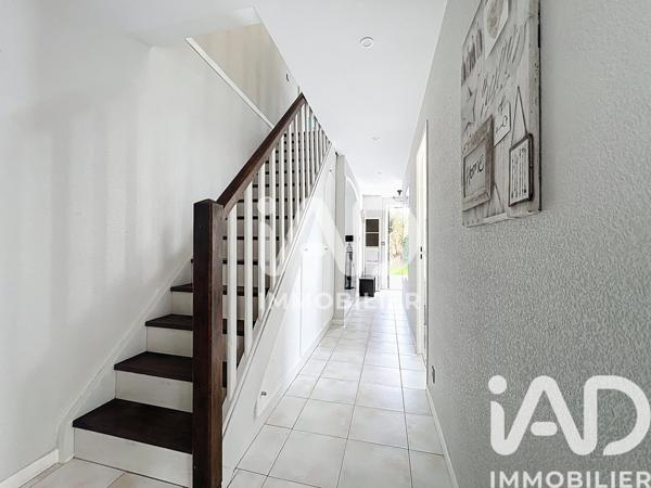 Maison à vendre 7 pièces 132 m² Fontenay-Trésigny