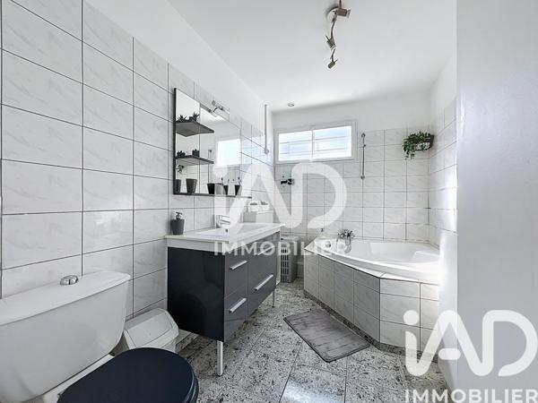 Maison à vendre 7 pièces 132 m² Fontenay-Trésigny