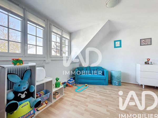 Maison à vendre 7 pièces 132 m² Fontenay-Trésigny