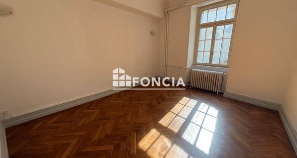 Location Appartement 3 pièces 75.79 m² - Colmar 68000