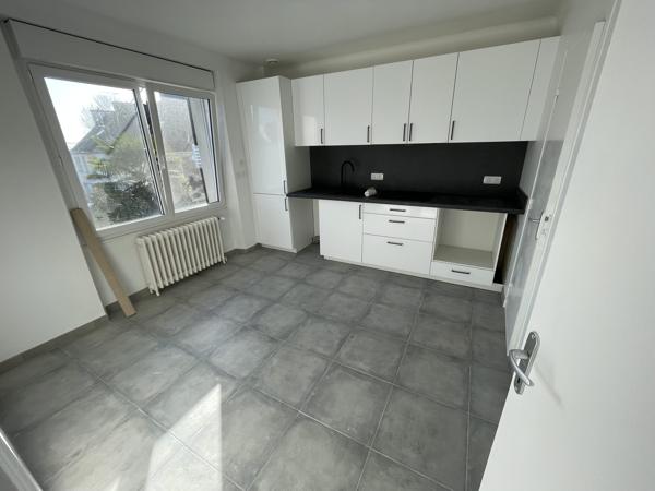 Quimper Kerfeunteun , Rénovation Qualitative Pour Maison Traditionnelle (115 m²) Avec Jardin Sur Sous-Sol