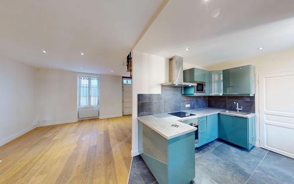 Maison à louer    5 pièces • 126,41 m2 Saint-Denis-de-Vaux