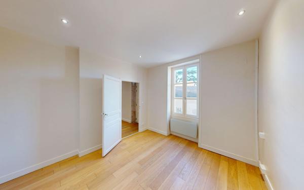 Maison à louer    5 pièces • 126,41 m2 Saint-Denis-de-Vaux